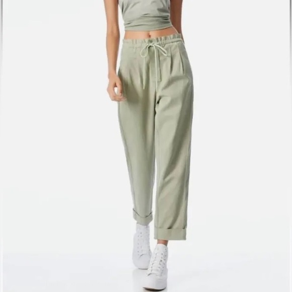 Alice + Olivia Sage Green Paper Bag Drawstring Pant - Picture 2 of 5